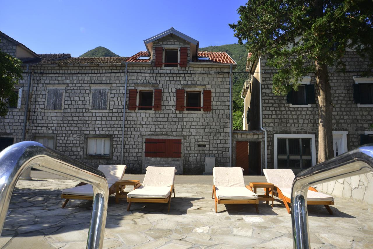 A Hundred Olive Trees Apartments Котор Екстер'єр фото